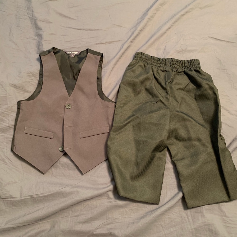 Newberry outfit